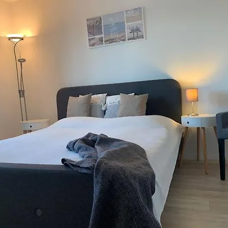 Nahe Mit Blick Ins Gruene Lejlighed Schwerin (Mecklenburg-Vorpommern)