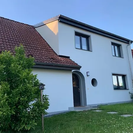 Nahe Mit Blick Ins Gruene Lejlighed