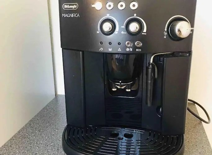 Nahe Mit Blick Ins Gruene Schwerin (Mecklenburg-Vorpommern)